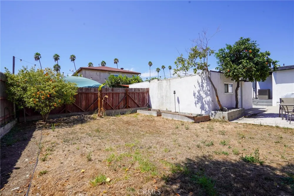 4134 W 107th Inglewood, CA 90304