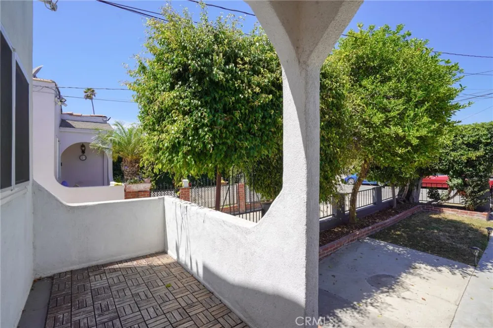 4134 W 107th Inglewood, CA 90304