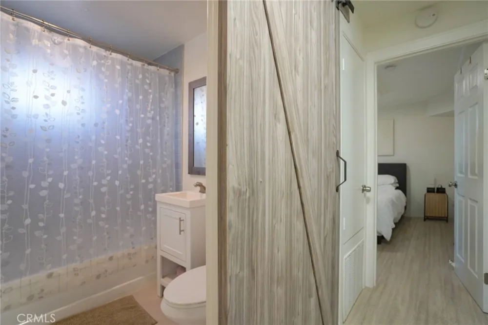 4134 W 107th Inglewood, CA 90304