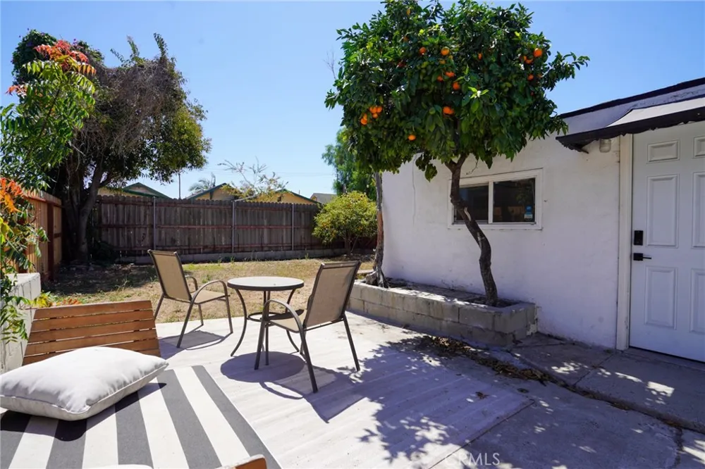 4134 W 107th Inglewood, CA 90304
