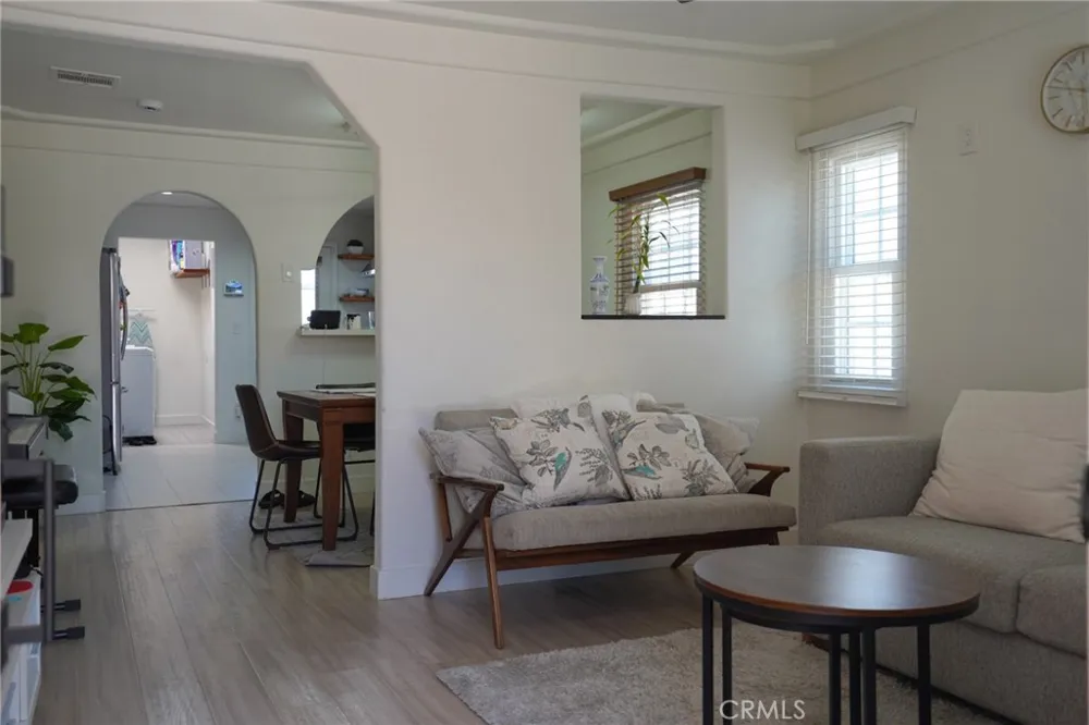4134 W 107th Inglewood, CA 90304