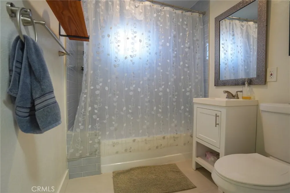 4134 W 107th Inglewood, CA 90304