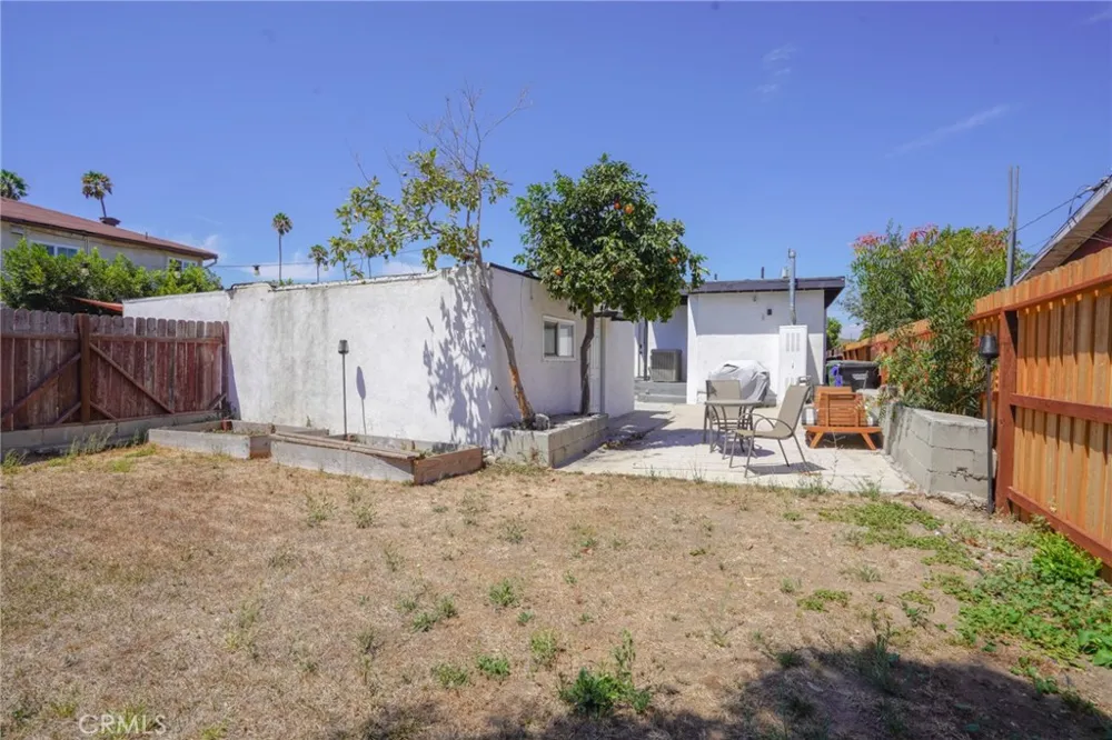 4134 W 107th Inglewood, CA 90304