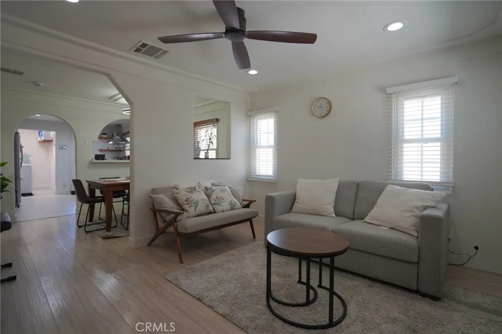 4134 W 107th Inglewood, CA 90304