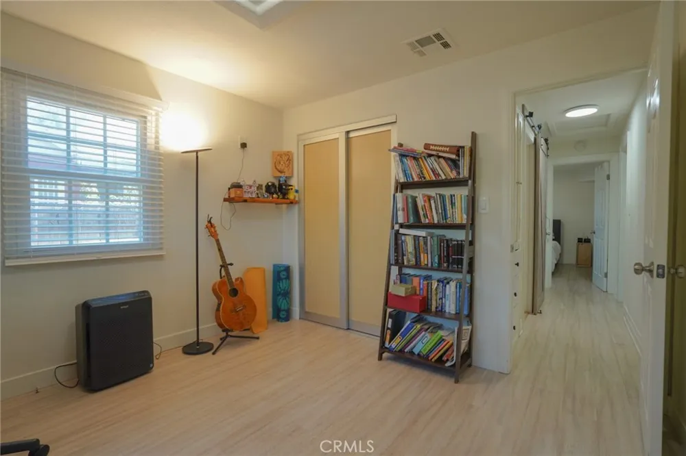 4134 W 107th Inglewood, CA 90304
