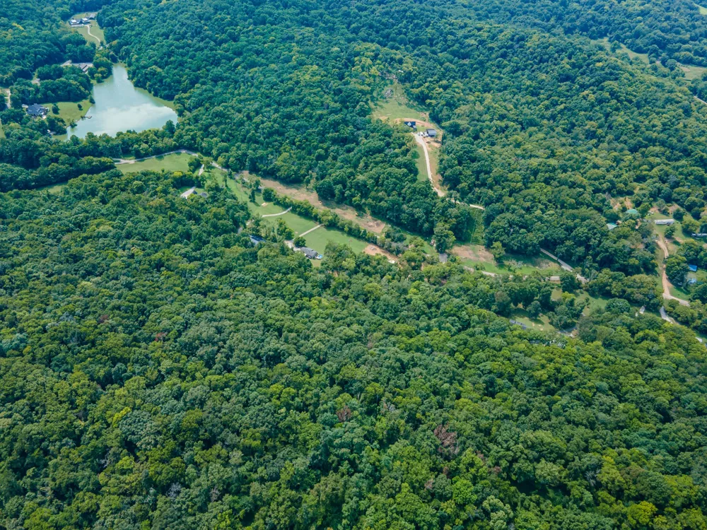 5049 Miller Lake Rd Culleoka, TN 38451