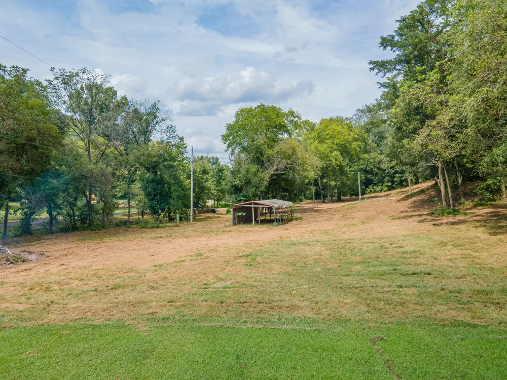5049 Miller Lake Rd Culleoka, TN 38451