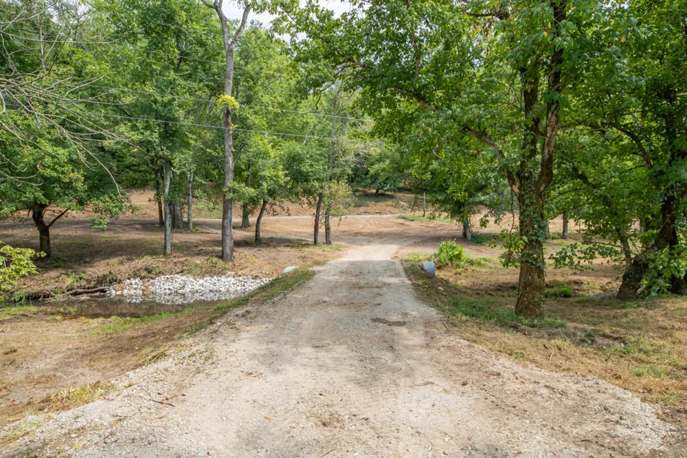 5049 Miller Lake Rd Culleoka, TN 38451