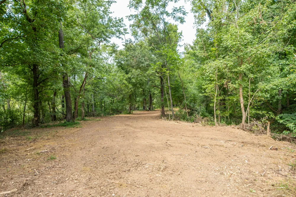 5049 Miller Lake Rd Culleoka, TN 38451