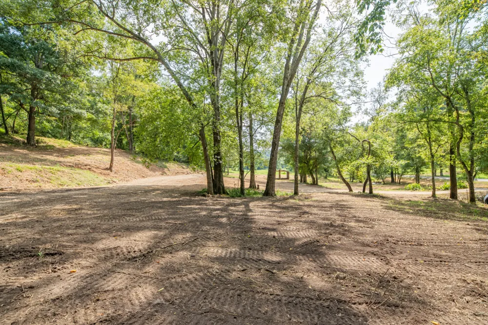 5049 Miller Lake Rd Culleoka, TN 38451