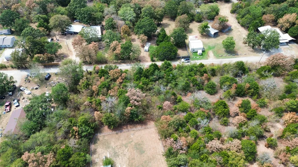 36 Betty Road Eufaula, OK 74432