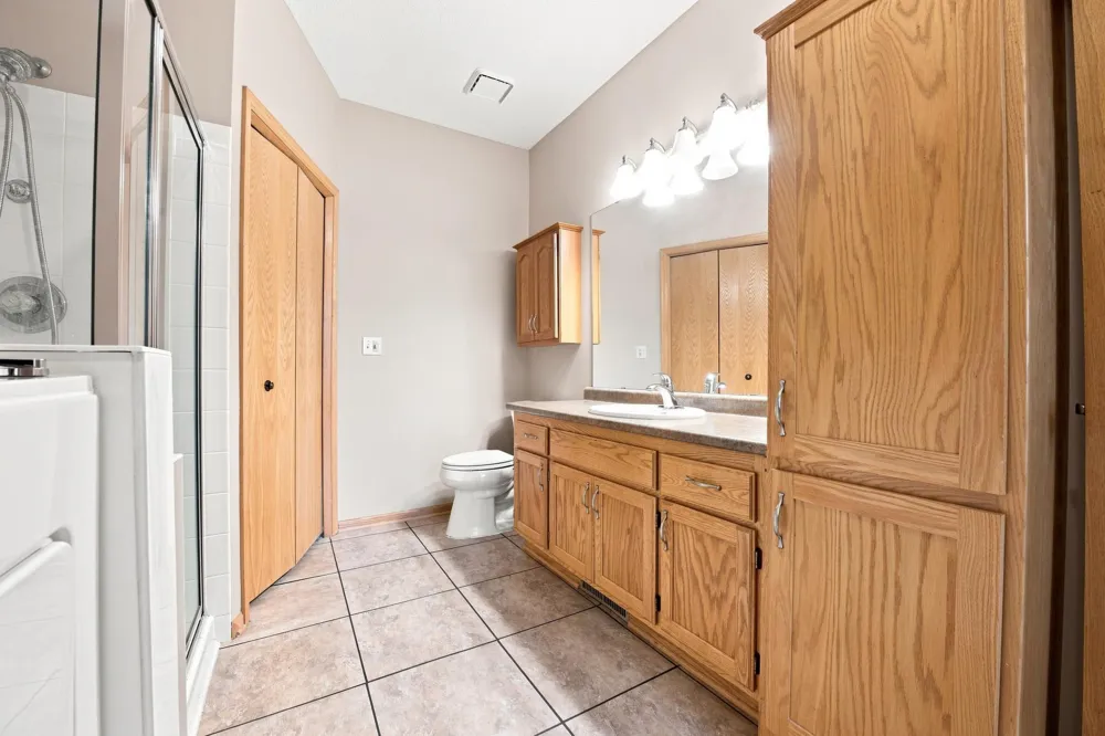 724 85th Lane NW Coon Rapids, MN 55433