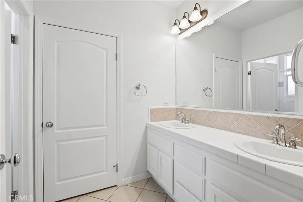 3420 Whitman Court Thousand Oaks, CA 91360