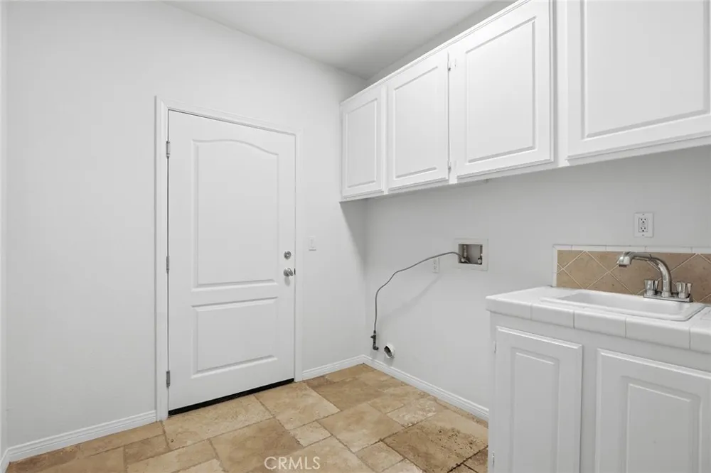 3420 Whitman Court Thousand Oaks, CA 91360