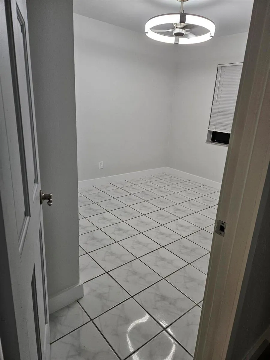 10035 WINDING LAKE ROAD #102 Sunrise, FL 33351