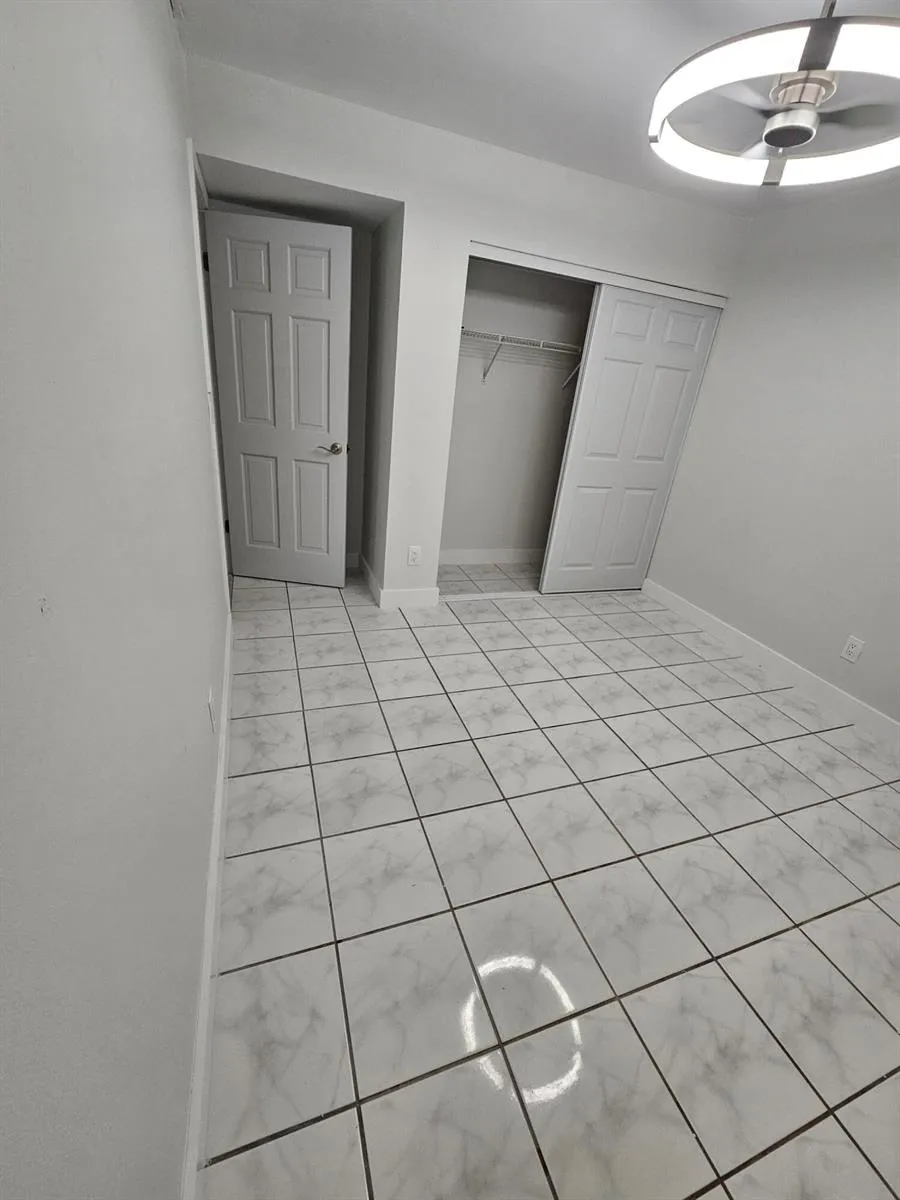10035 WINDING LAKE ROAD #102 Sunrise, FL 33351