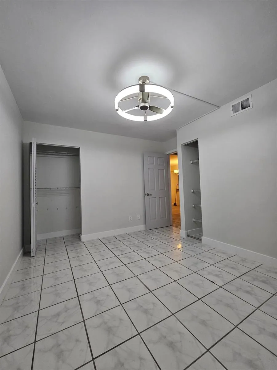10035 WINDING LAKE ROAD #102 Sunrise, FL 33351