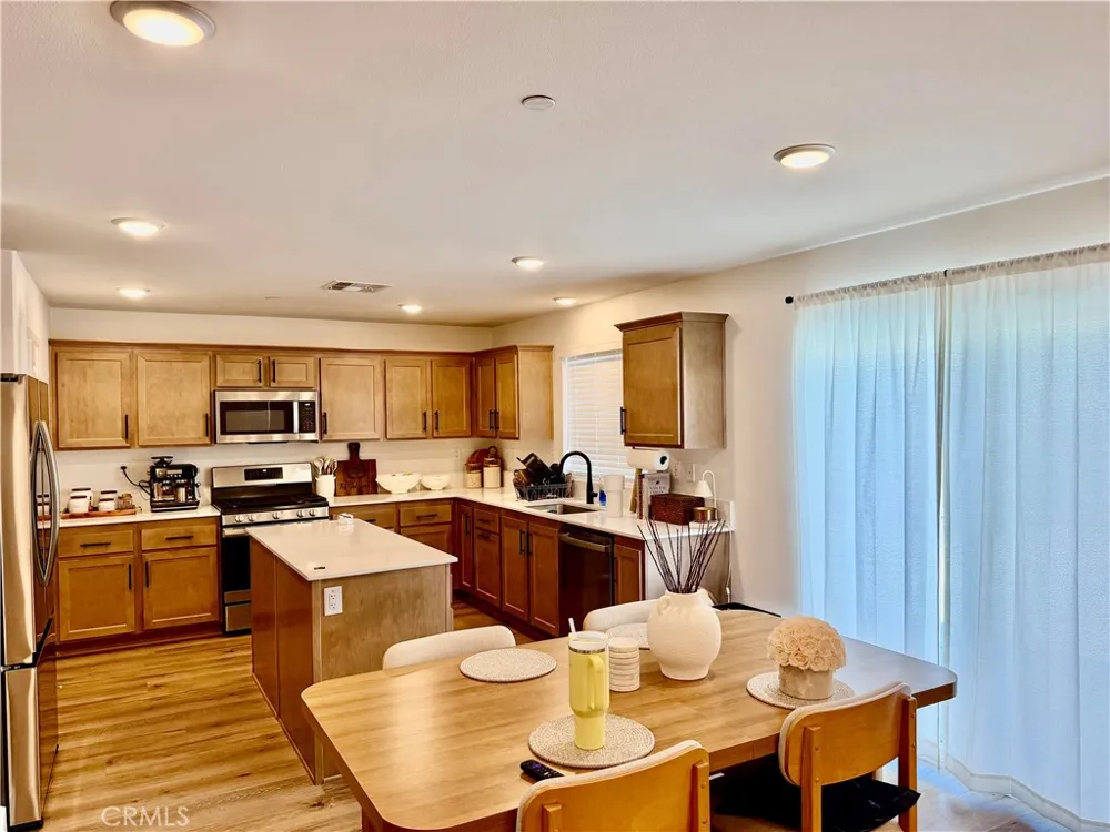 1173 Rockcress Banning, CA 92220