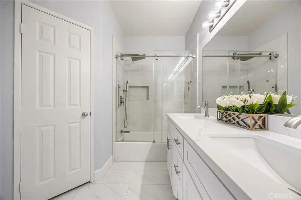 1906 Crescent Oak Irvine, CA 92618
