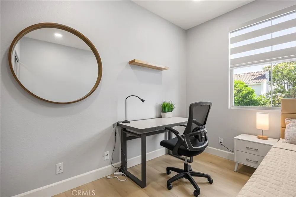 1906 Crescent Oak Irvine, CA 92618