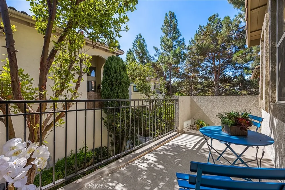 1906 Crescent Oak Irvine, CA 92618