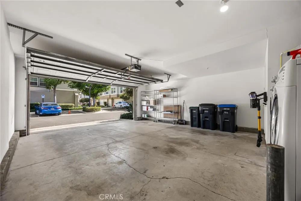 1906 Crescent Oak Irvine, CA 92618
