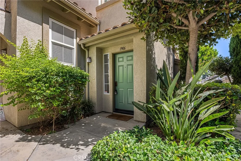 1906 Crescent Oak Irvine, CA 92618