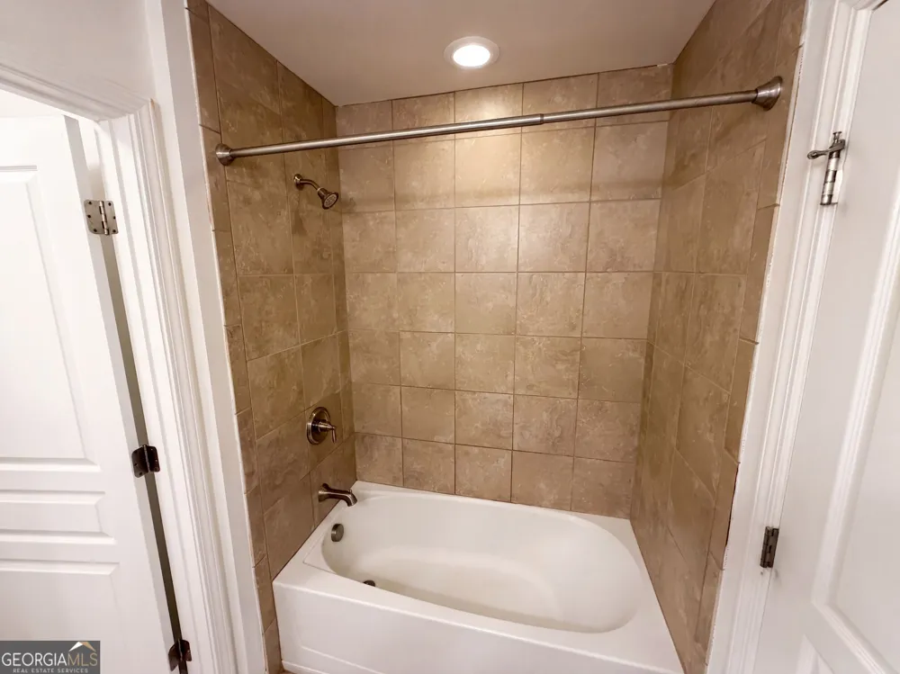764 Binkley WALK Sugar Hill, GA 30518