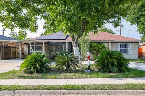 266 W Riverwood Drive
