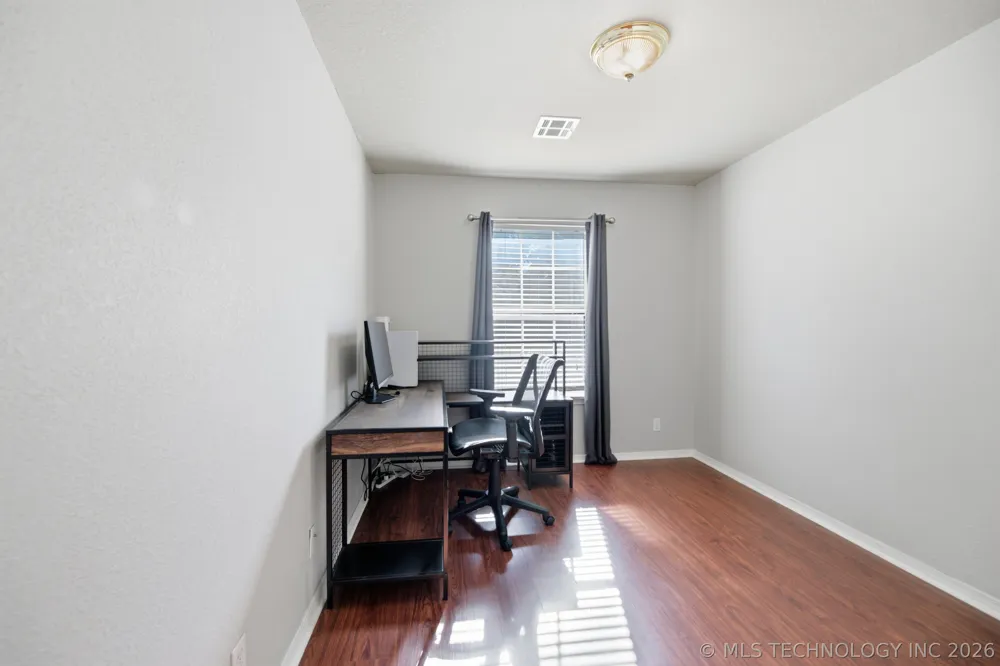 5703 S Quincy Place Tulsa, OK 74105