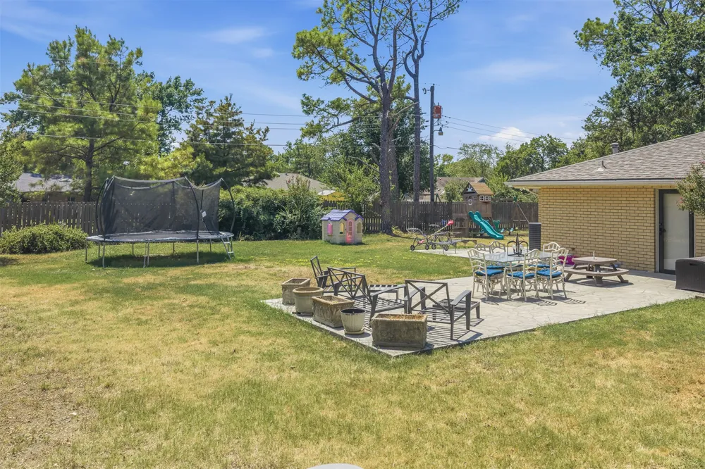 2212 Cloverleaf Place Ardmore, OK 73401