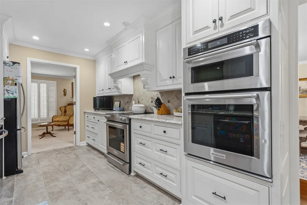 2212 Cloverleaf Place Ardmore, OK 73401
