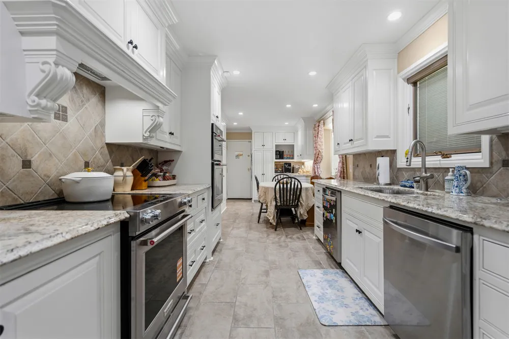 2212 Cloverleaf Place Ardmore, OK 73401