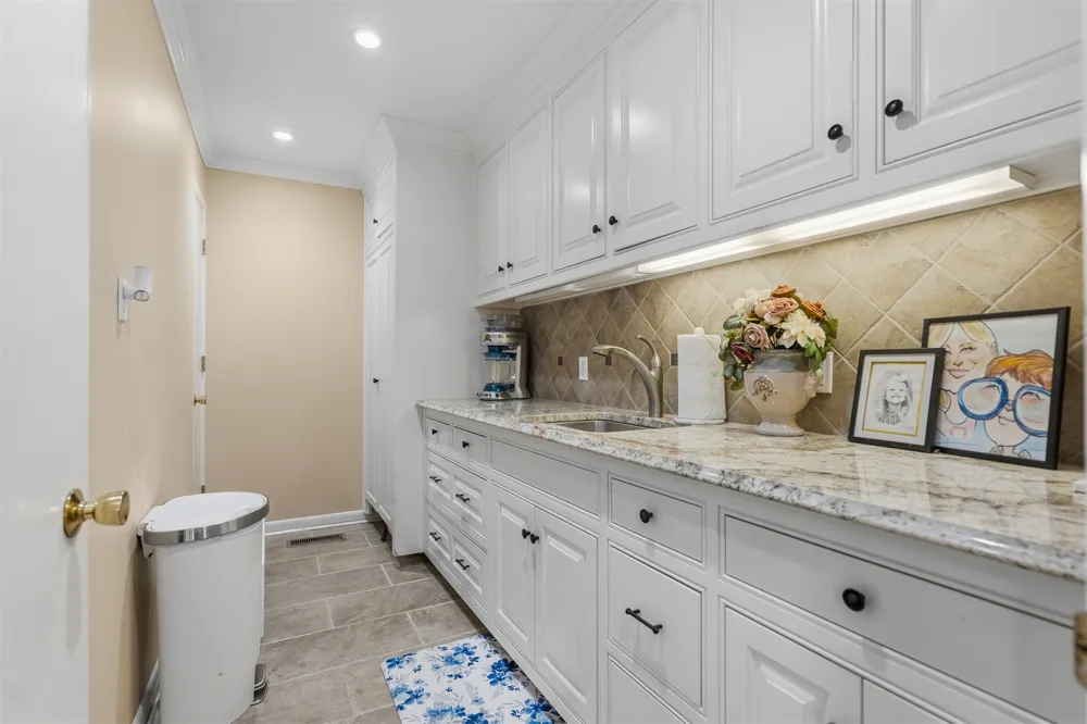 2212 Cloverleaf Place Ardmore, OK 73401