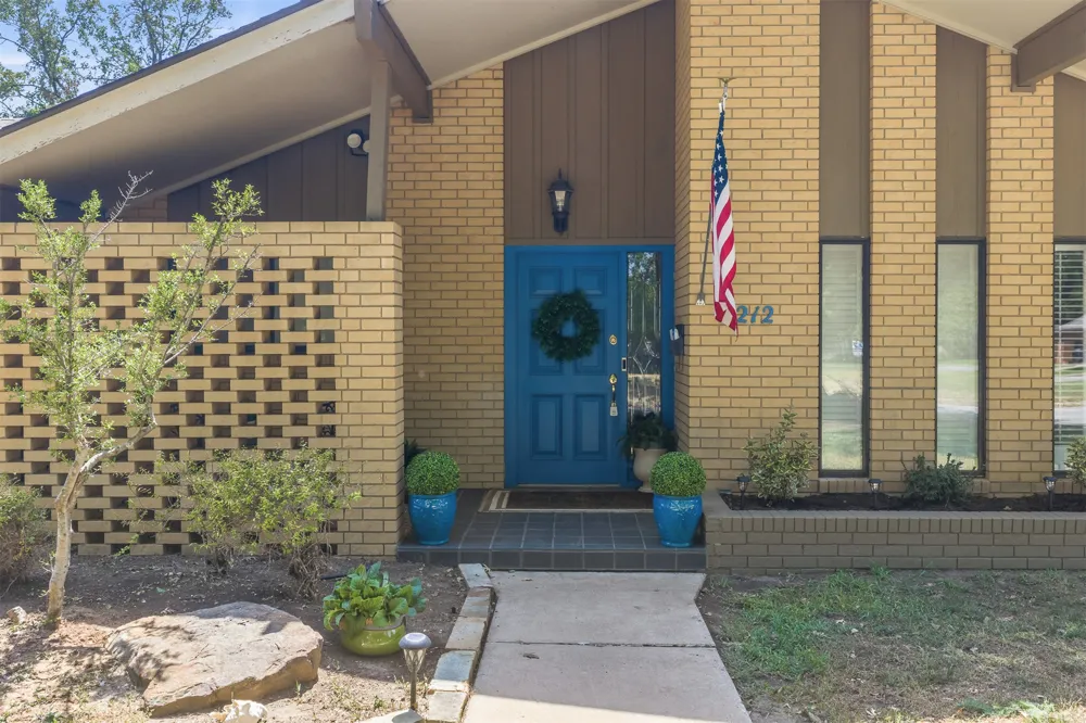 2212 Cloverleaf Place Ardmore, OK 73401
