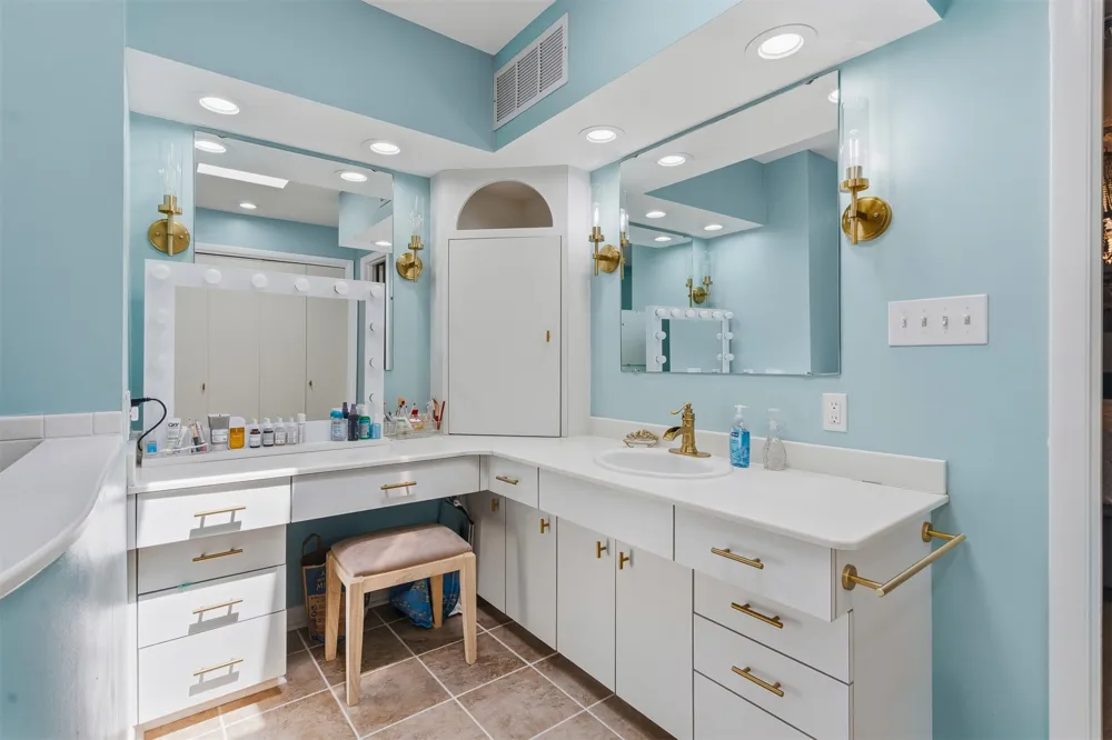 2212 Cloverleaf Place Ardmore, OK 73401