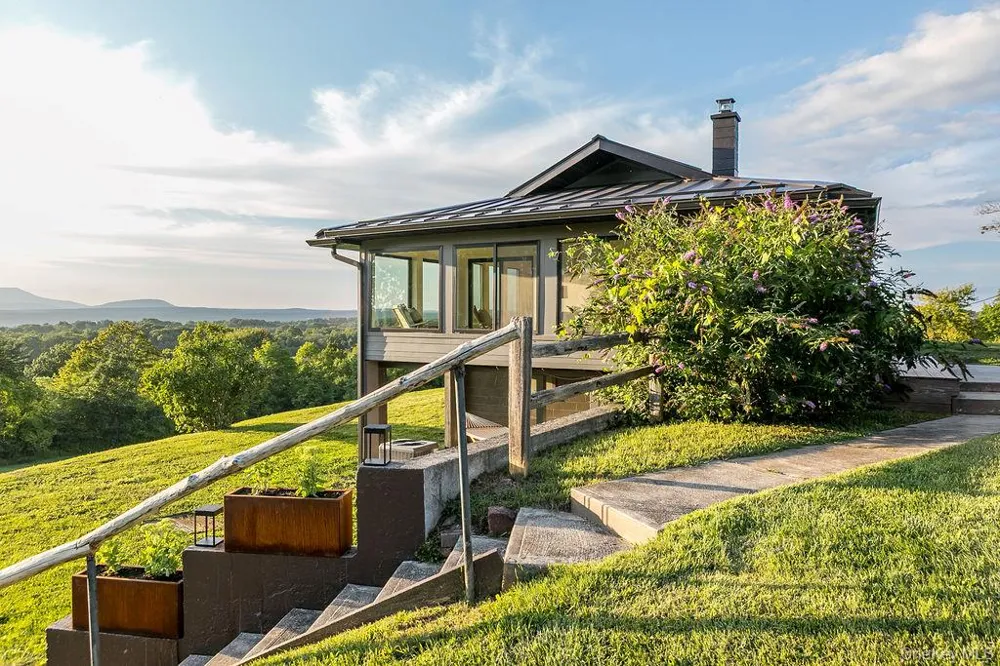 180 Hilltop Road Germantown, NY 12526