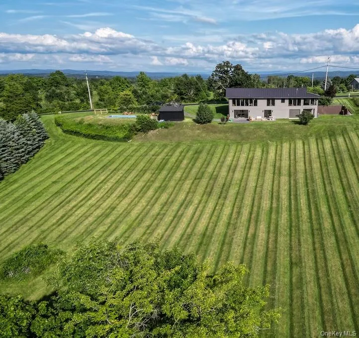180 Hilltop Road Germantown, NY 12526