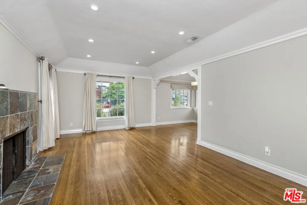 2932 S Beverly Drive Los Angeles, CA 90034