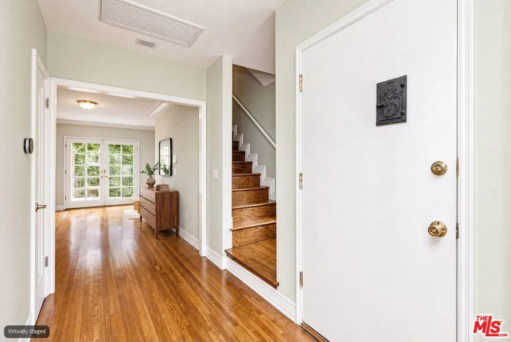 2932 S Beverly Drive Los Angeles, CA 90034