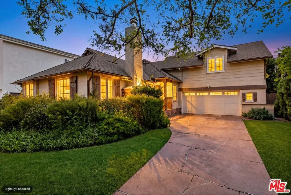 2932 S Beverly Drive Los Angeles, CA 90034