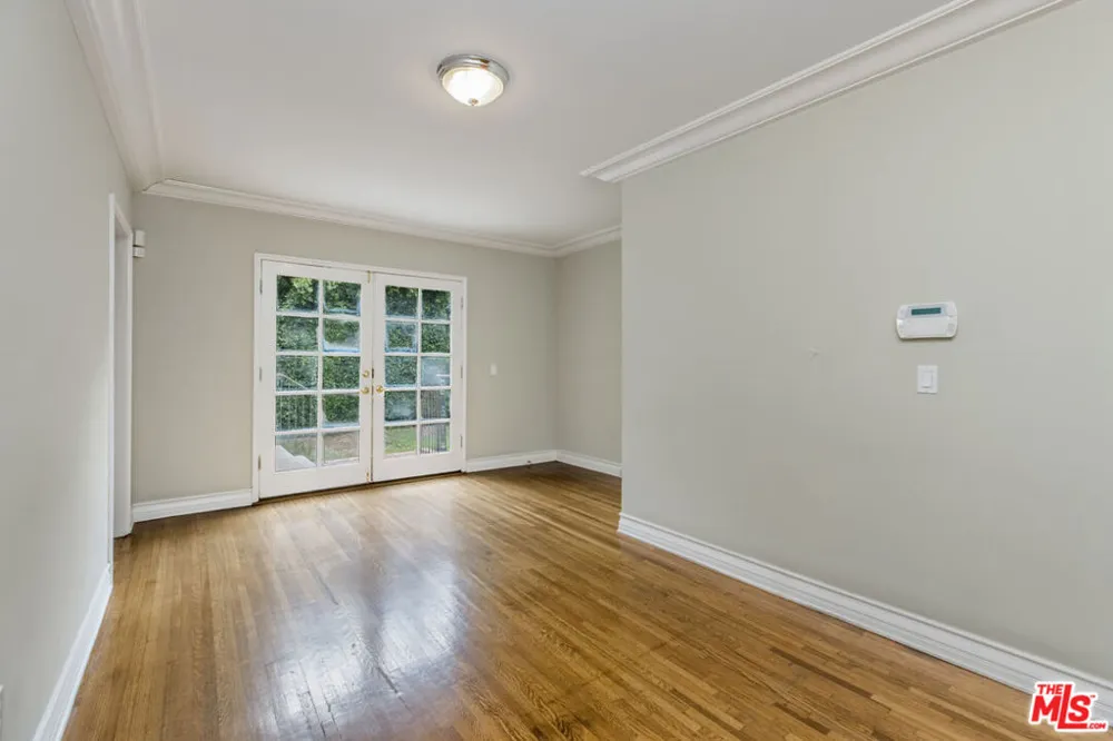 2932 S Beverly Drive Los Angeles, CA 90034