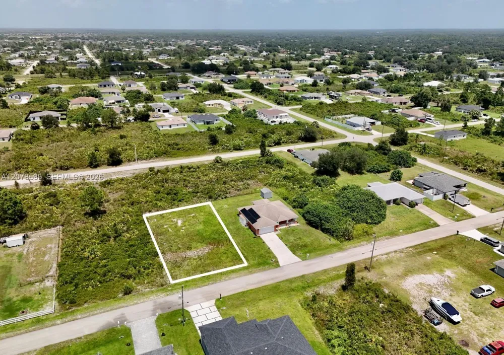 2808 55TH ST W Lehigh Acres, FL 33971