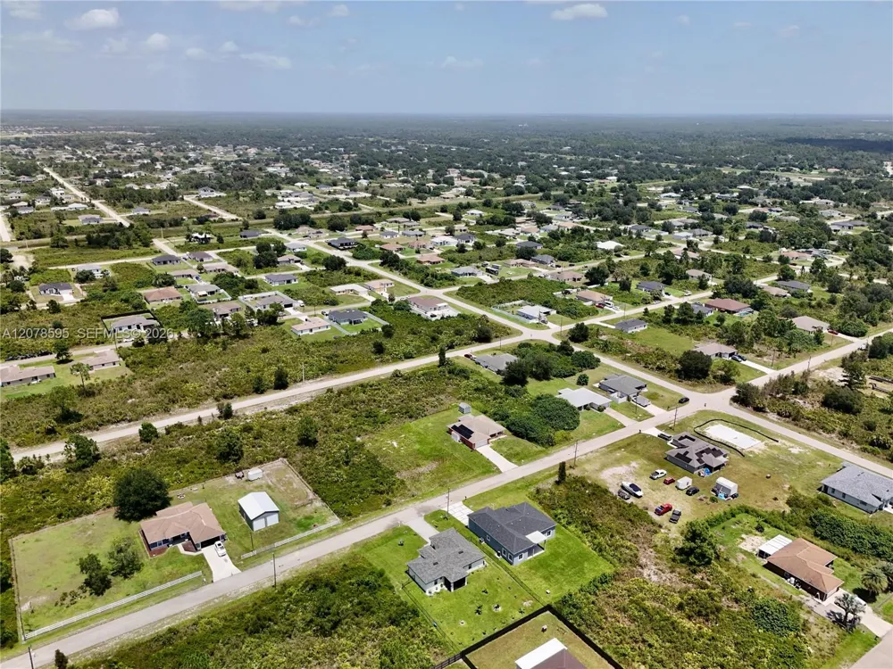 2808 55TH ST W Lehigh Acres, FL 33971