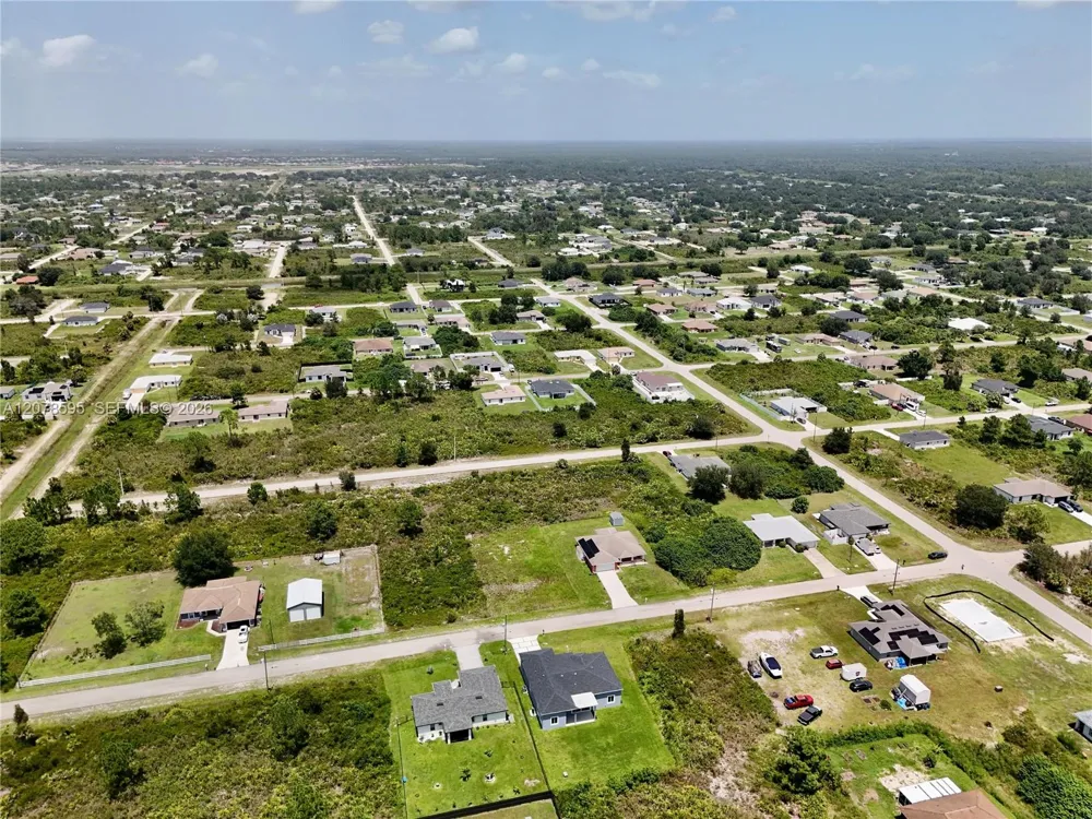 2808 55TH ST W Lehigh Acres, FL 33971