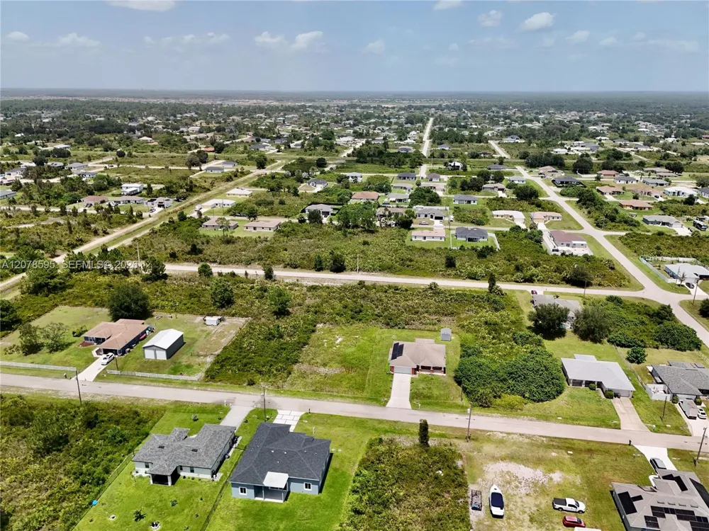 2808 55TH ST W Lehigh Acres, FL 33971