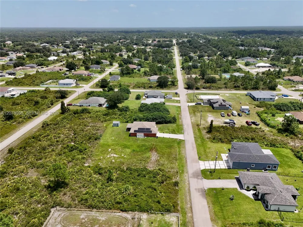 2808 55TH ST W Lehigh Acres, FL 33971