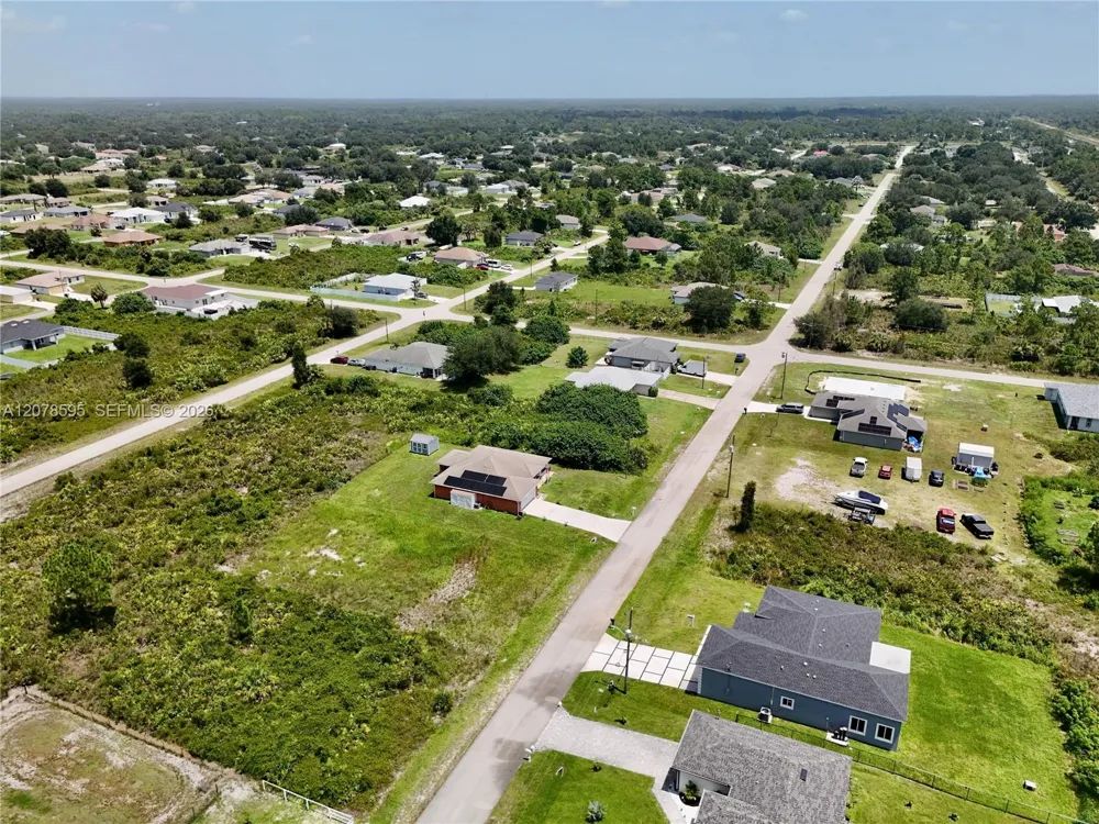 2808 55TH ST W Lehigh Acres, FL 33971