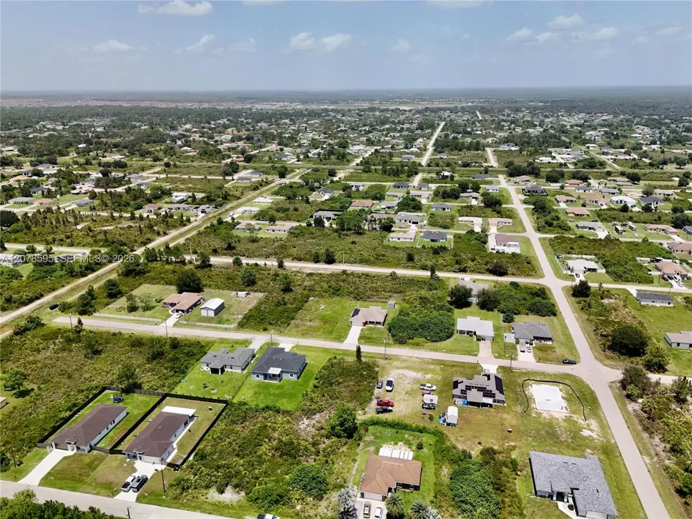 2808 55TH ST W Lehigh Acres, FL 33971
