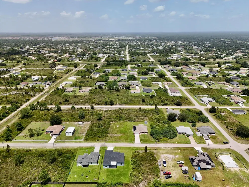 2808 55TH ST W Lehigh Acres, FL 33971